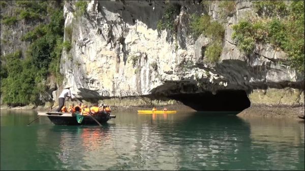 Croisière Ruby 4 étoiles  – Découvrez le confort et l’élégance – 3 jours 2 nuits – Baie d’Halong et baie de Lanha – Image 13
